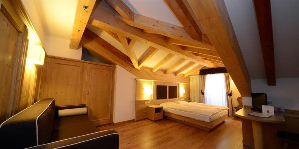 Hotel Crozzon Madonna Esterno foto